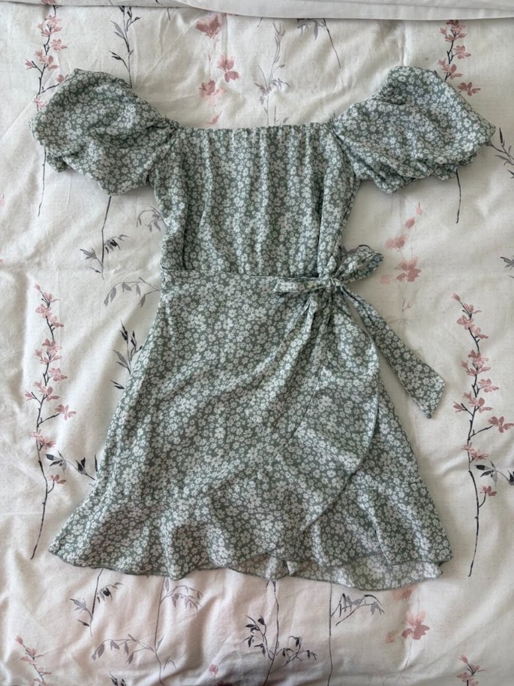 Trixxi Sage Green Ditsy Floral Puff Sleeve, Faux Wrap Mini Dress - Size XS